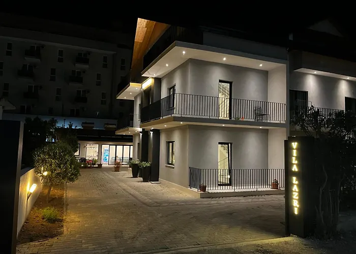 Lazri بيت ضيافة